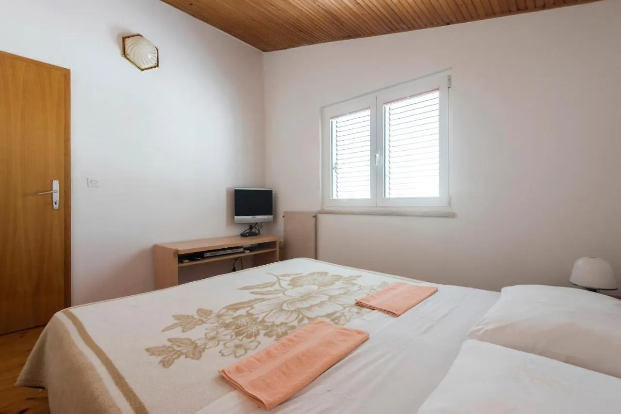 Holiday Home Rb Santini Turanj 0*,  Croatia