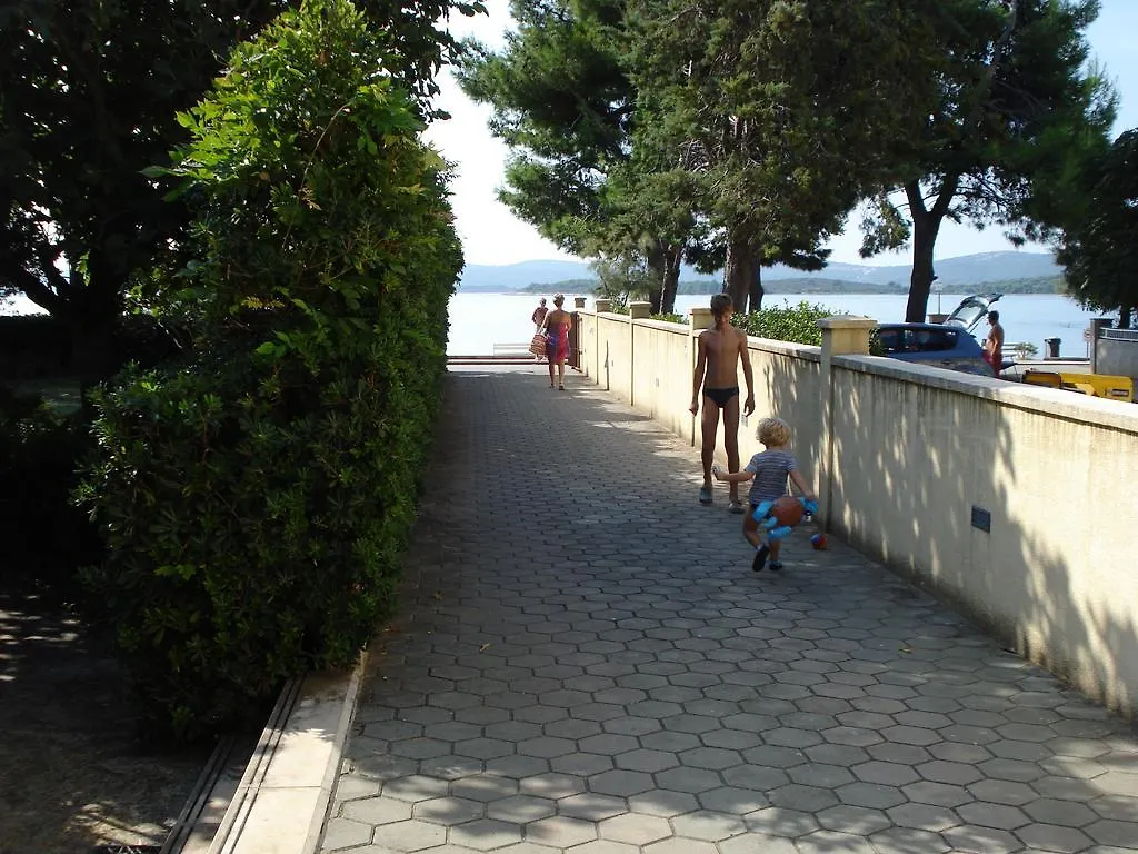 Holiday Home Rb Santini Turanj